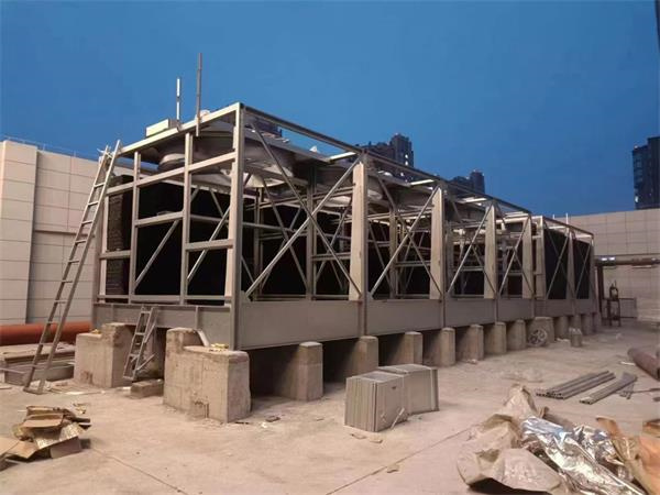 工業(yè)冷卻塔的小循環(huán)清洗法(冷卻塔機組的工作原理圖)