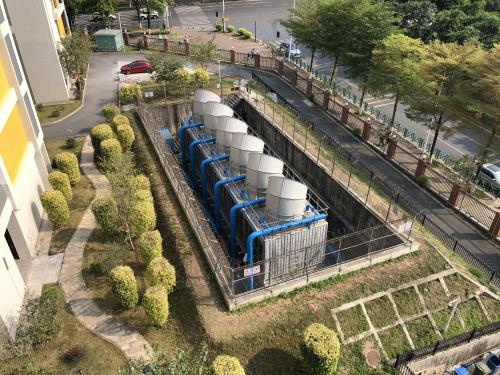 冷卻塔吸垢儀的功能與作業(yè)原理(冷卻塔吸垢機(jī))