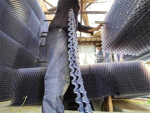 提高冷卻塔排風(fēng)量應(yīng)采取哪些措施,冷卻塔風(fēng)機(jī)風(fēng)量